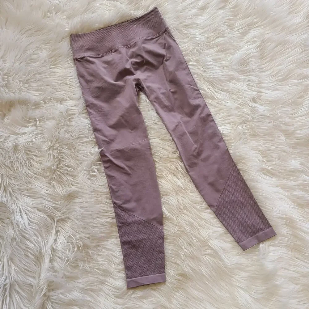 Lululemon Ebb to Street Tight Frosted Mulberry Leggings 8 High Rise Athleisure